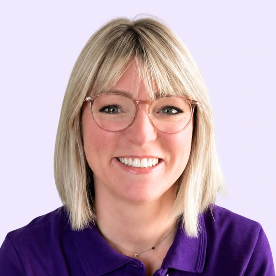 Sandra – Mitarbeiterin Marketing & Administration der LeelaWolke